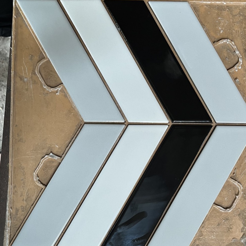 Brand New Glossy and Matte P4 Anti-Slip Ceramic Swimming Pool Mosaic Tile Bathroom Decor Mosaic