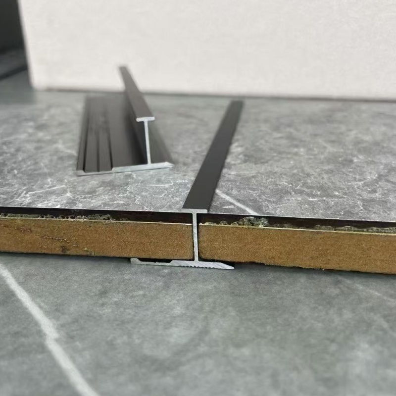Hot Sale for Bathroom Shower Stair Garage Coping Ceiling Waterproof Over Tile PVC Plastic Rapid Fit Molding Baseboards Floor Trim